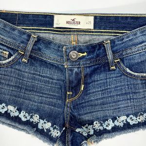 Hollister embroidered shorts